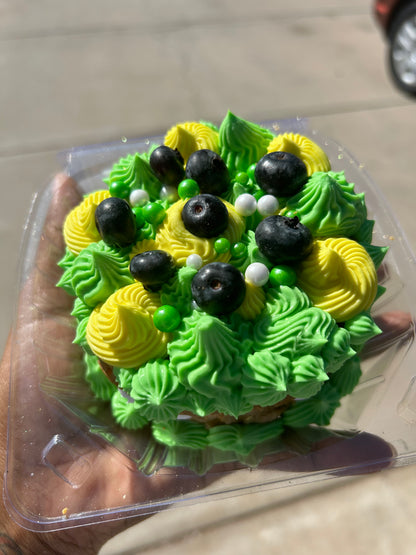 FAB CUSTOM PUP CAKES!!